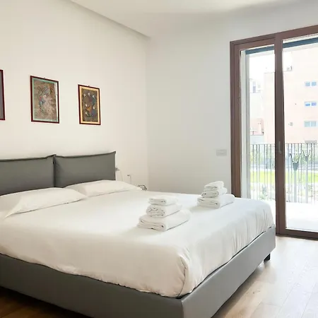 Apartamento Comecasa Modern Terraced & Palestra Milão