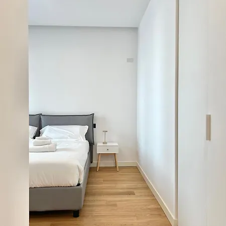 Apartamento Comecasa Modern Terraced & Palestra Milão