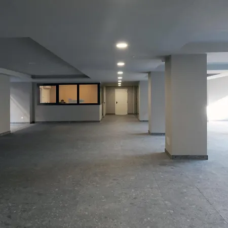 Comecasa Modern Terraced & Palestra * Milão