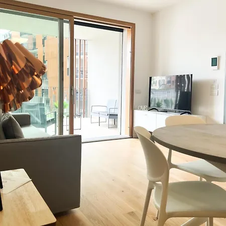 Comecasa Modern Terraced & Palestra 公寓