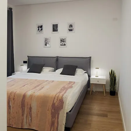Apartman Comecasa Modern Terraced & Palestra Milánó