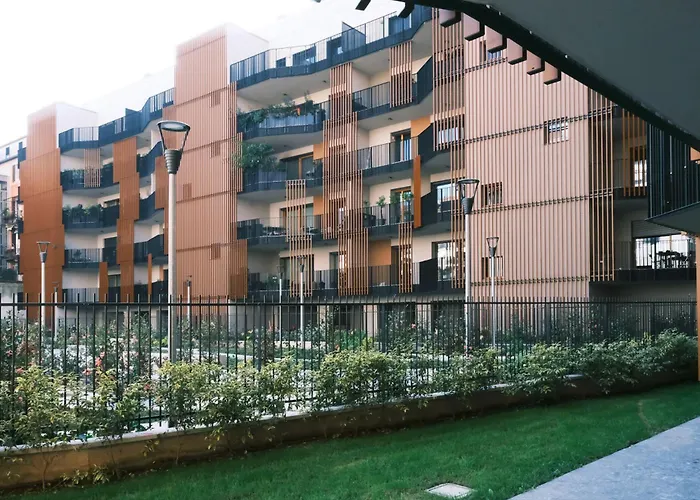 아파트 Comecasa Modern Terraced & Palestra *